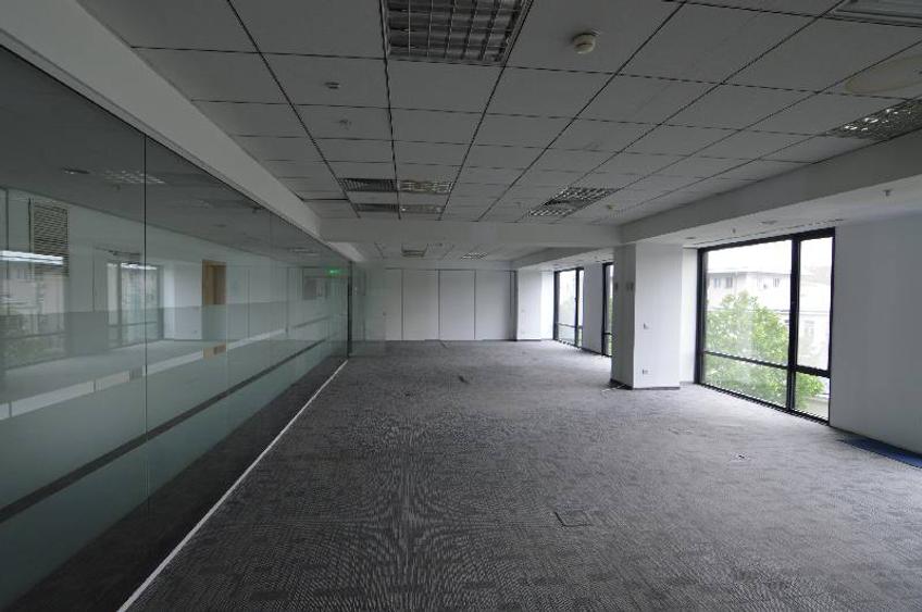 America House, Victoriei, 200 - 240 mp  0% comision!