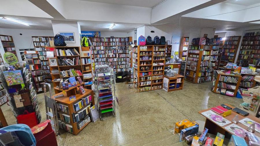 Spatiu comercial de inchiriat - 188 mp, str. Mircea cel Batran (stradal)