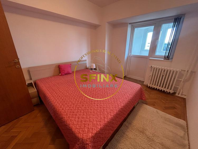 3 camere | Ion Mihalache | 80mp