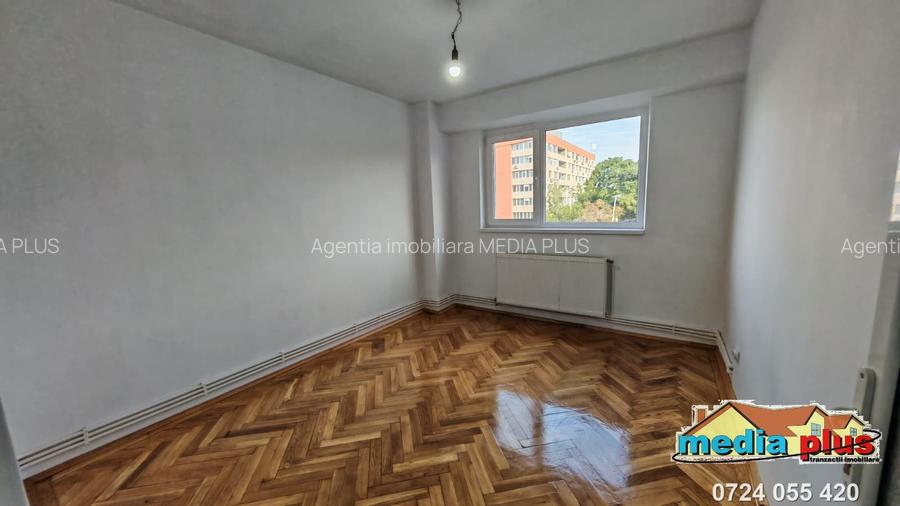 Închiriere apartament 3 camere – Țiglina I, vedere spre Strada Brăilei - 4