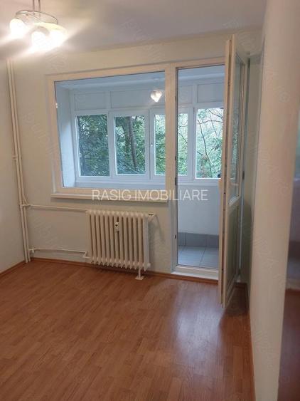 Vanzare apartament 4 camere Parc Moghioros - 3
