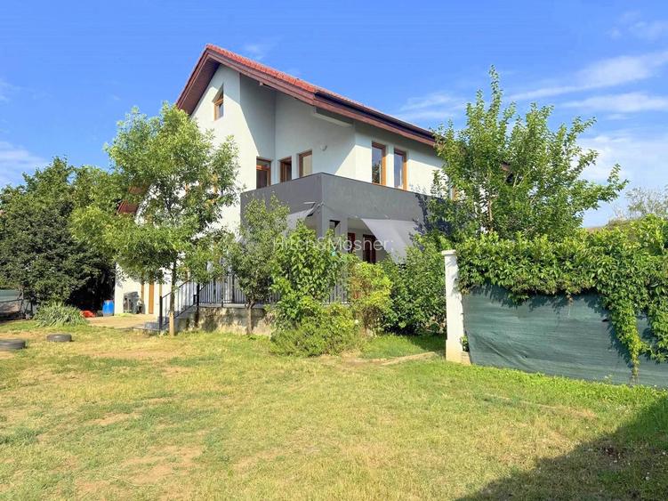 Casa de vanzare in zona Aradului - 987 mp teren - 2