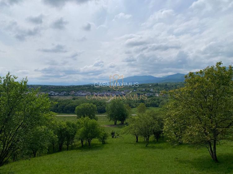 Teren de vânzare în Cisnădioara, aproape de cetate, cu priveliște superbă - 11