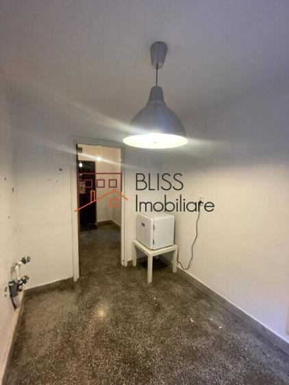 Apartament cu 2 camere și balcon cu vedere la parc