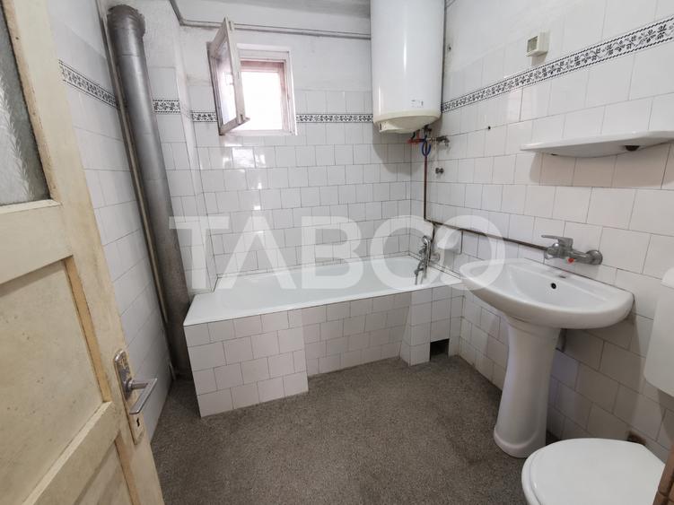 Casa individuala cu 3 camere in zona Lupeni din Sibiu