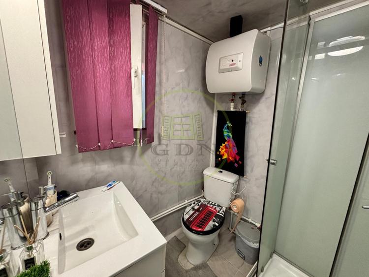 Spatiu comercial, 32 mp, cartier Bariera Valcii, zona scoala Ion Tuculescu