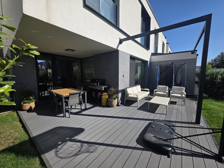SUPER OFERTA! PIPERA VILA ELEGANTA IN COMPLEX FINISAJE LUX