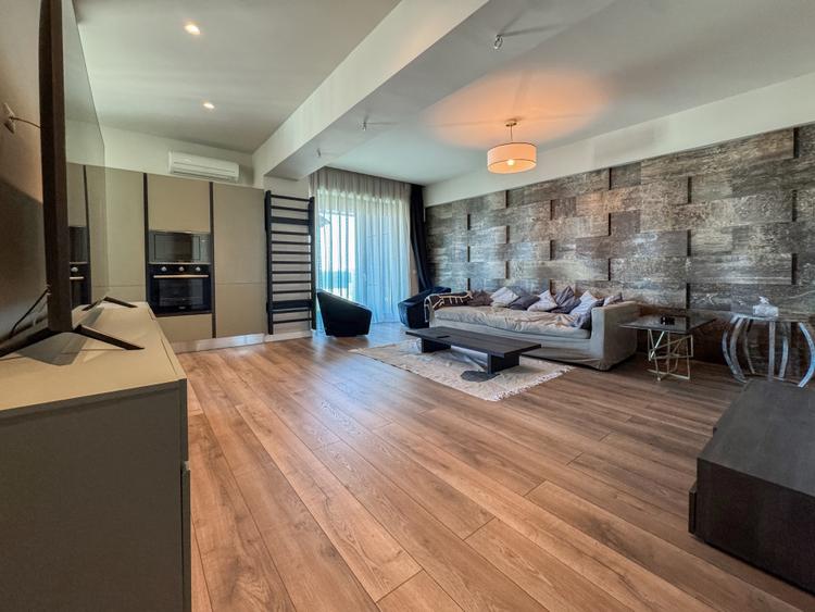 Apartament 3 camere de închiriat in Mamaia | Vedere frontală la mare | Parcare