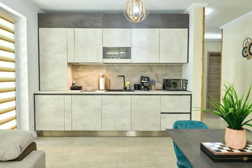Apartament 3 camere mobilat utilat Complex Alezzi Beach Resort...