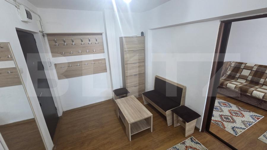 Apartament de vânzare cu 2 camere, decomandat – Zona Industrială