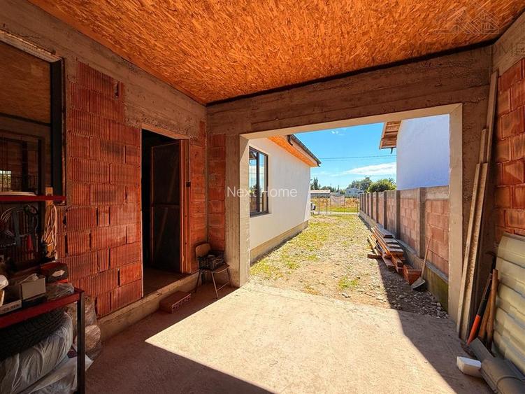 CASA CU EXTERIOR FINALIZAT-INTERIOR LA CARAMIDA (LIBERTATE DE FINISARE) - 24