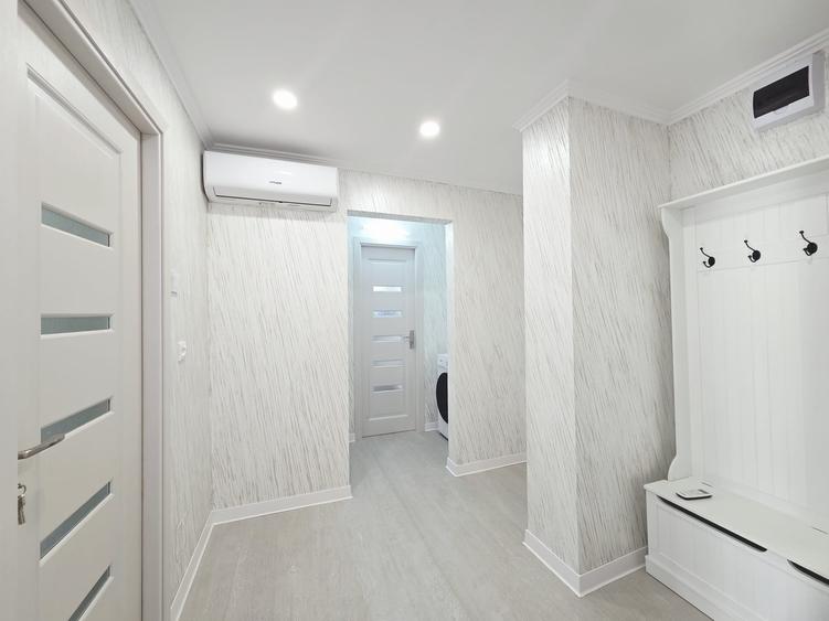 Apartament renovat mobilat la cheie totul nou Tiglina 3