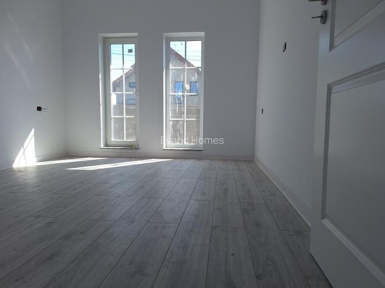 Casa individuala - 70 mp - 3 camere - asfalt - toate utilitatile - Sanandrei - 7
