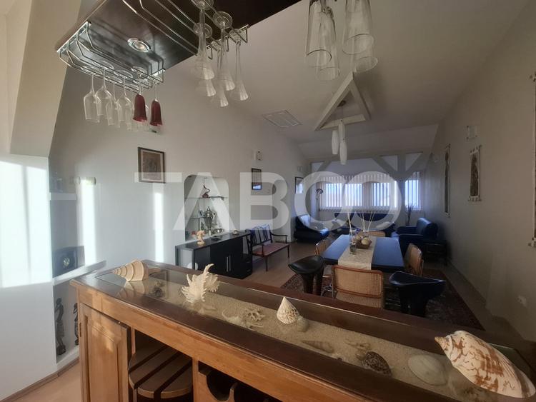 Apartament 5 camere de vanzare 138 mp utili zona Ciresica Sibiu