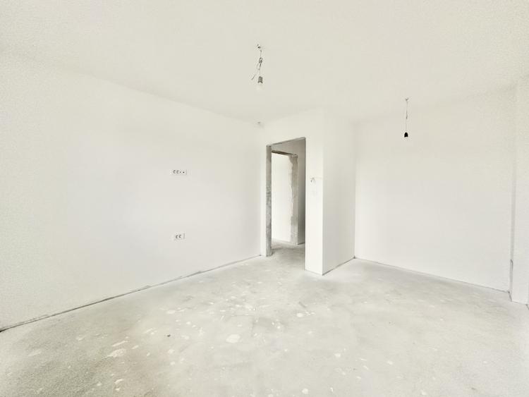 Duplex 4 camere - 2 bai - Teren 400 mp - Mosnita