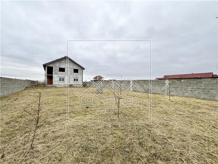 Casa individuala in Avrig - 237 mp utili - teren 900 mp