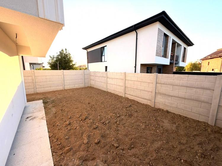 Vanzare Duplex P+1+Pod /4 camere/str Celofibrei-Crisul Repede