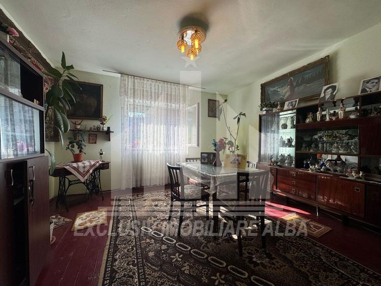 Casa individuala | 8 camere | 440 mp | Toate utilitatile | Maieri