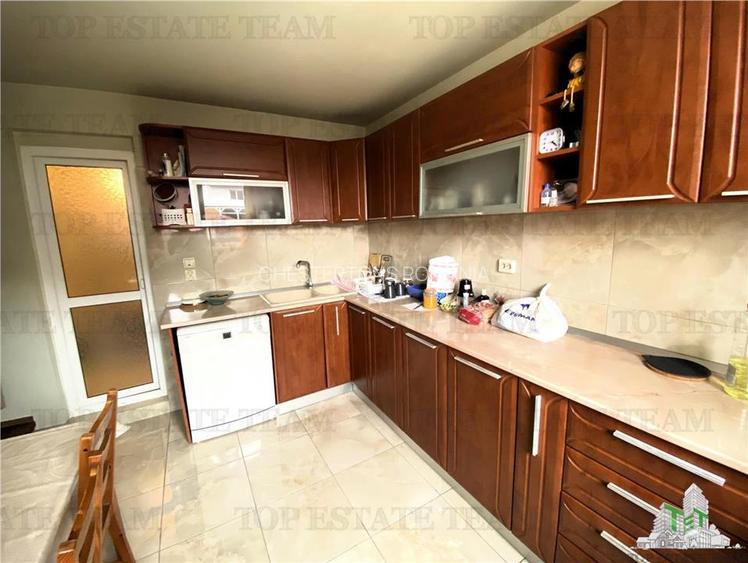 Casa de vanzare in Dobroesti - 5