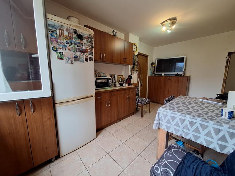 Confort si locatie excelenta -3 camere-etaj 2-zona Lipovei-gata de mutat