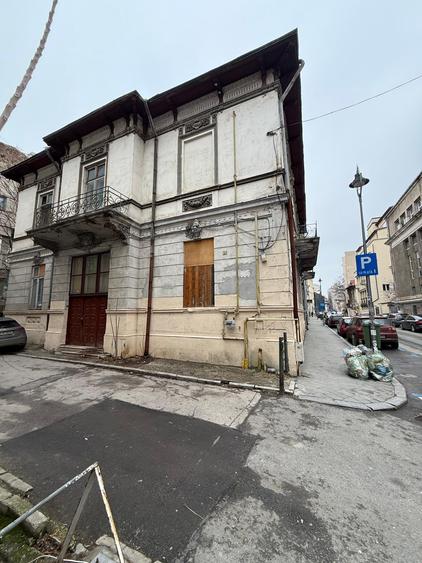 VANZARE CASA VILA INDIVIDUALA