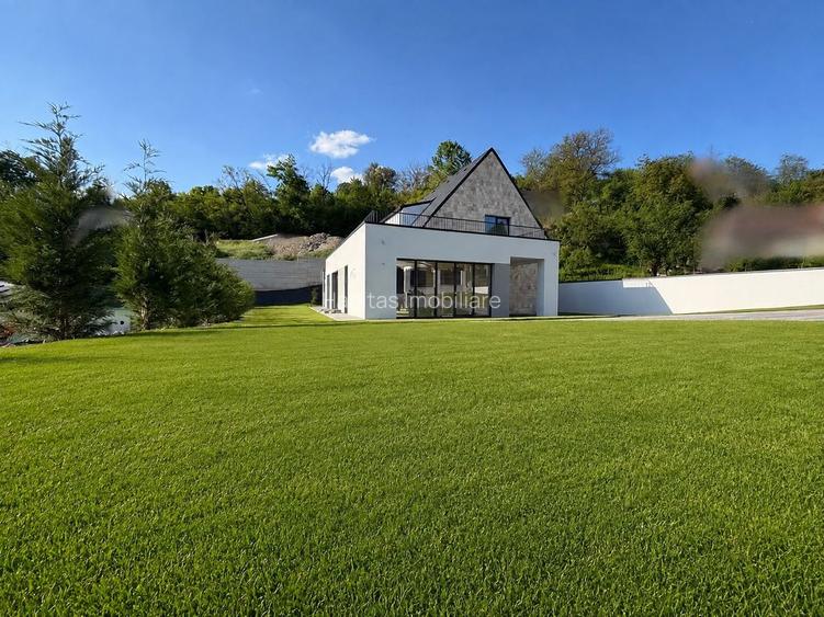 Casa individuala in Feleacu, cu teren generos de 800 mp - 2