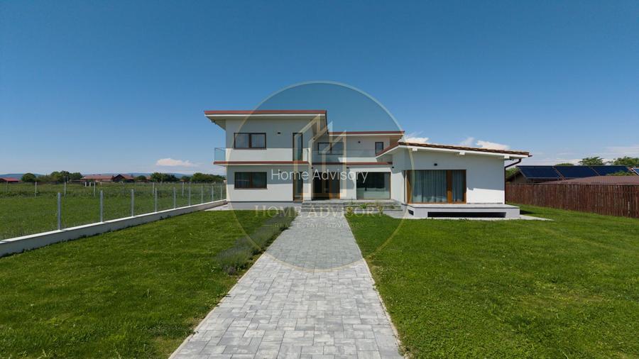 Arhitectură contemporană într-un cadru liniștit | Prejmer - 10