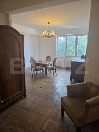 Apartament 1 cameră decomandat , Etaj intermediar, bloc cu lift, Ultracentral