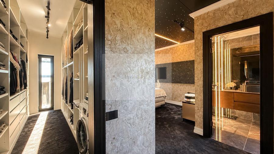 Penthouse exclusivist cu rooftop privat, jacuzzi și 2 parcări
