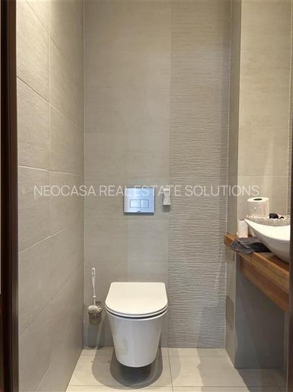 Vila individuala P+1+M | 362 mp construiti | 404 mp teren | Aviatiei - 26