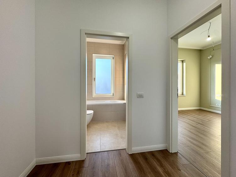 Duplex modern cu grădină, la intrare în Moșnița Nouă