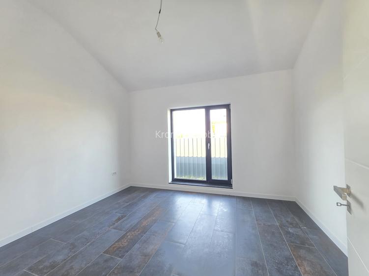 Casa individuala pe parter, 4 camere, teren 500mp - 4