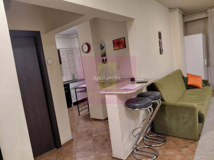 Vanzare apartament 2 camere bd Decebal stradal, parking