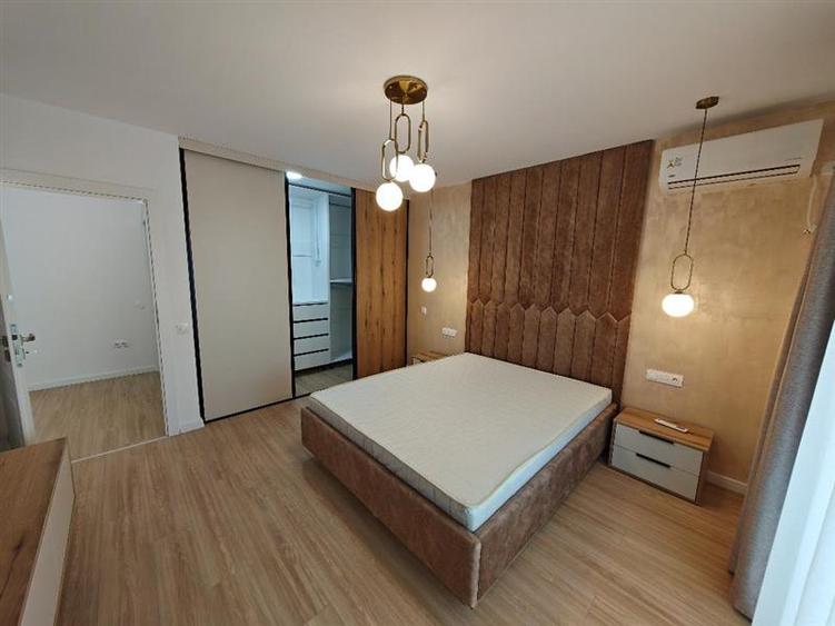 Inchiriem Casa Individuala, 4 Camere, Moderna, Ghimbav - Florilor
