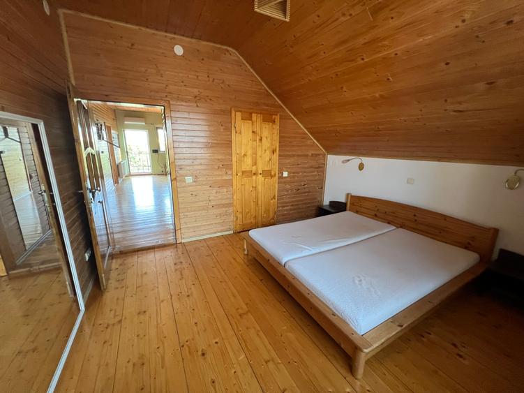 Apartament 3 camere decomandate + curte 400 mp și garaj – zona Terezian