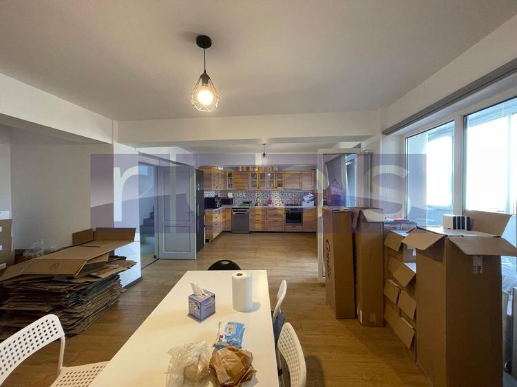 VANZARE | VILA DEOSEBITĂ | ZONA PARC CIRCULUI BARBU VACARESCU | 450MP