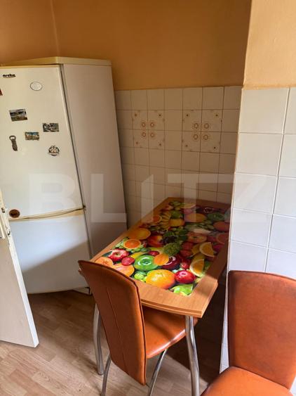 Apartament 2 camere, 51 mp, semidecomandat, zona Zamca