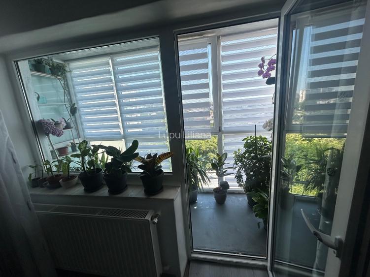 Vând apartament cu 3 camere zona Doraly  - 12