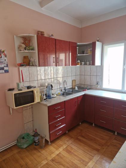 Casa vânzare zona str Lupeni
