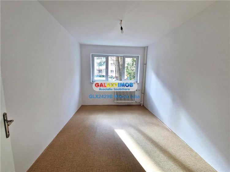 Apartament 3 camere decomadat 2 min Metrou Lujerului