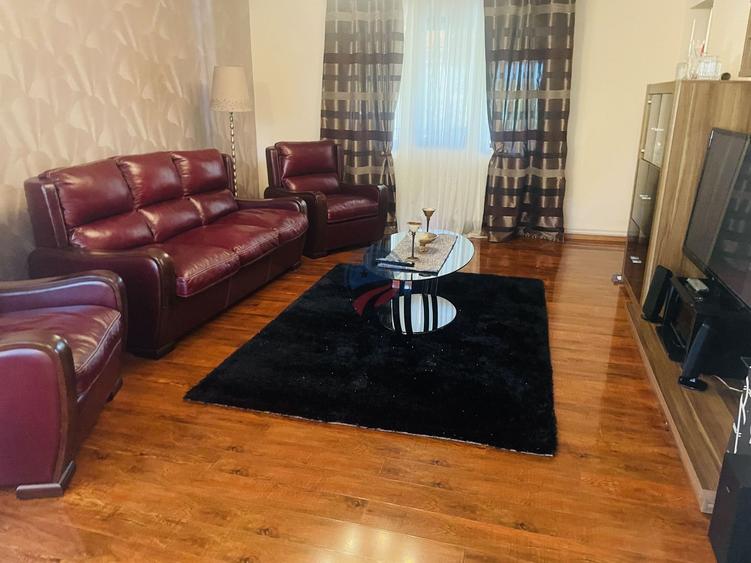 Casa moderna la doar 5 minute distanta de Craiova