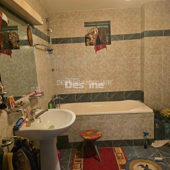 CASA DE VANZARE - 6