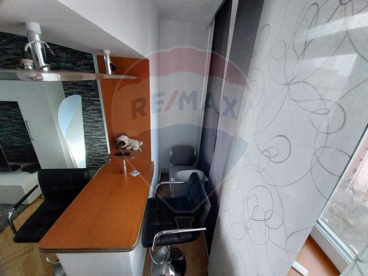 Apartament cu 3 camere Promenada- Calea Severinului-Toporasi