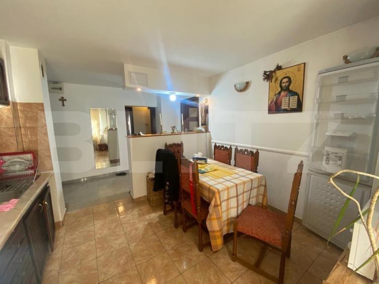 Apartament 4 camere, prima inchiriere, 105mp cu centrala termica, zona 1 Mai