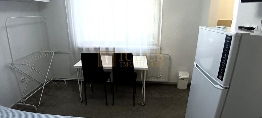 Garsoniera in zona Lipovei