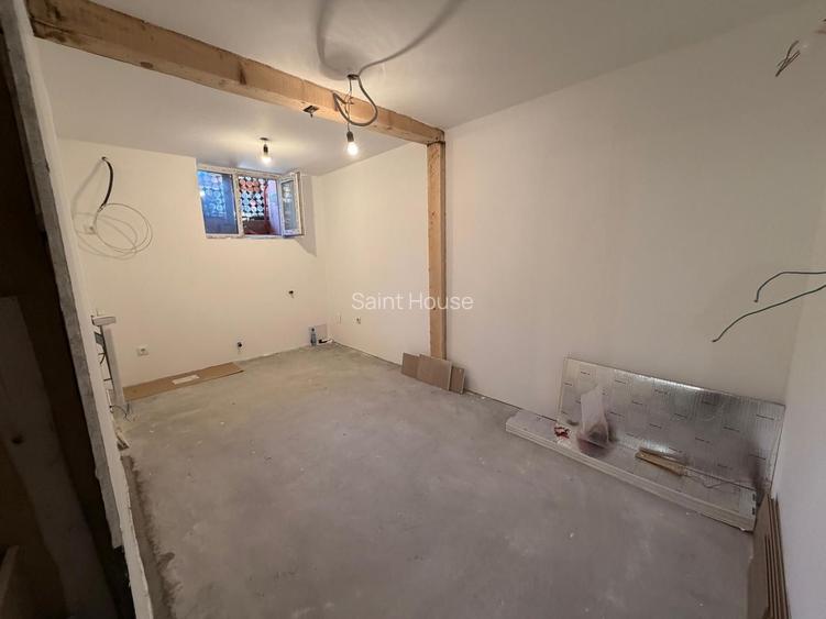 Casă de vanzare 6 camere 220 m² utili cu 376 M² teren la șosea - 19