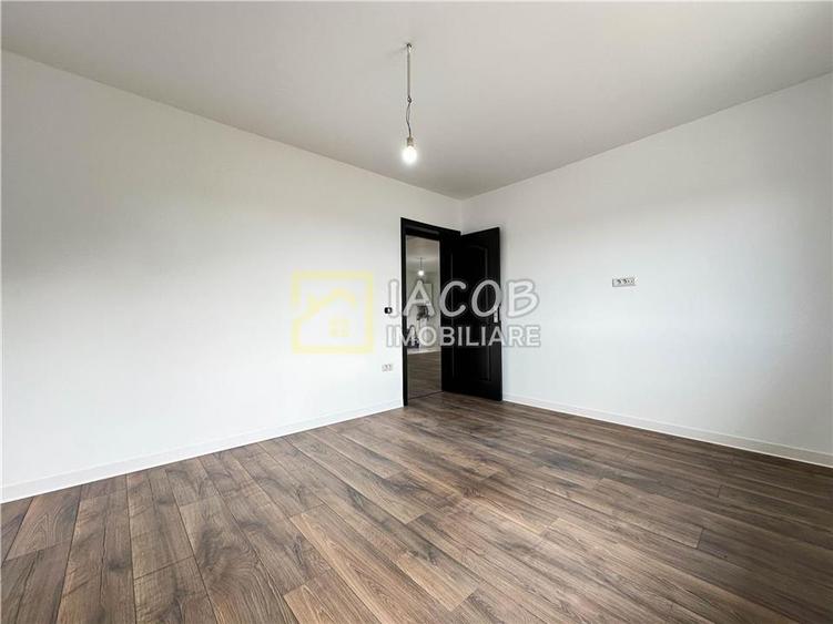 Case de vanzare Margineni, Bacau