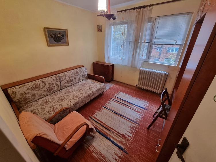 Apartament 3 camere semidecomandat, 67mp, zona Tatarasi, Piata Chirila