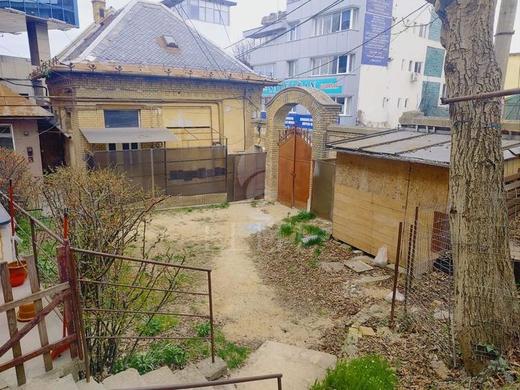 Apartament 3 camere în zona Ultracentrala