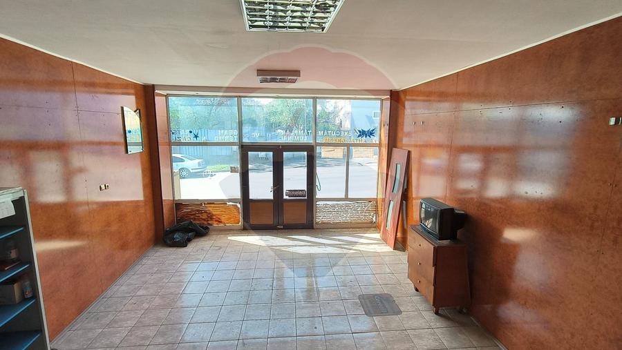 Spațiu comercial stradal de 114mp de vânzare Piața Centrală Galați